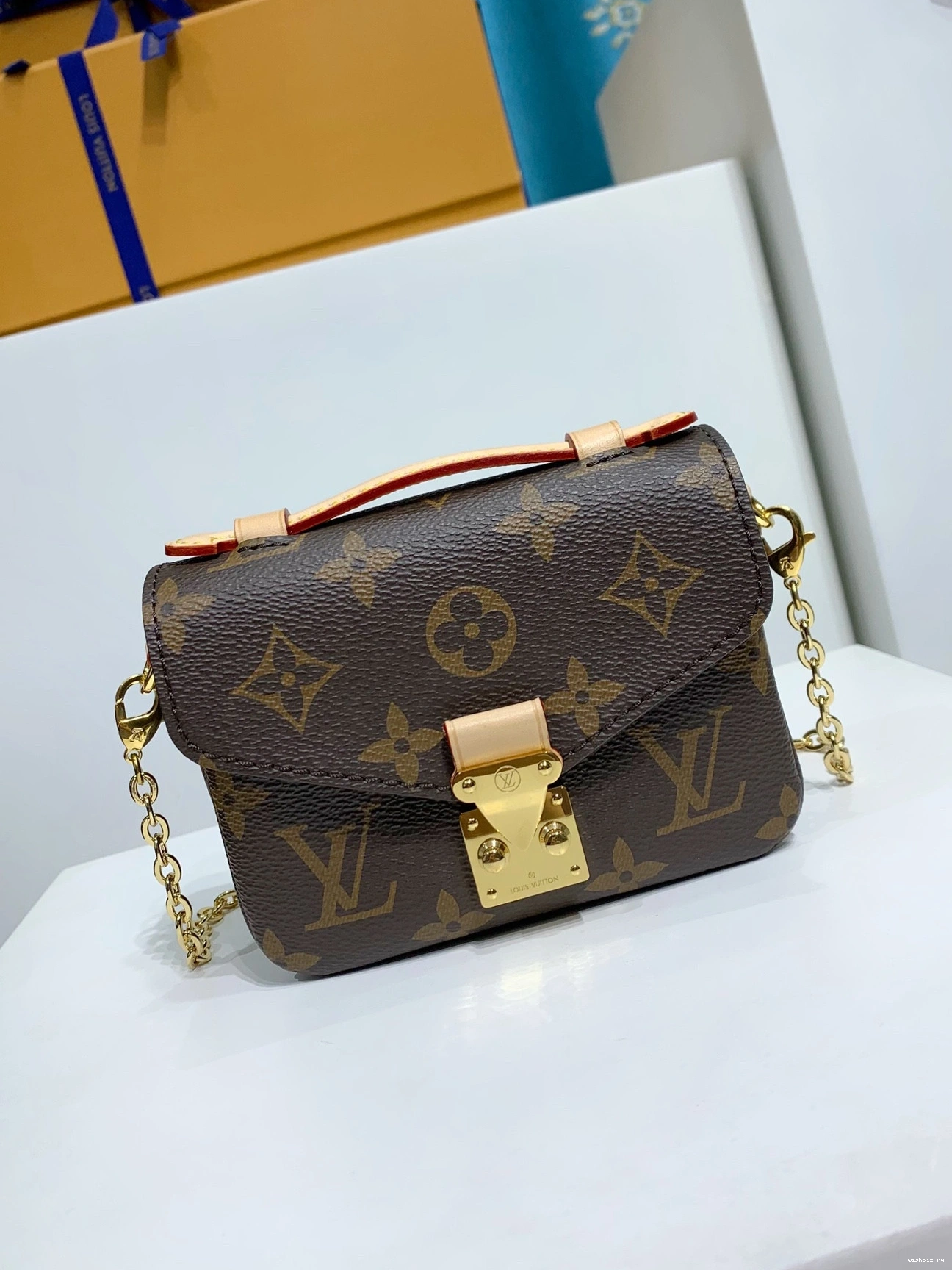 WIS MICRO METIS Louis Vuitton 1129